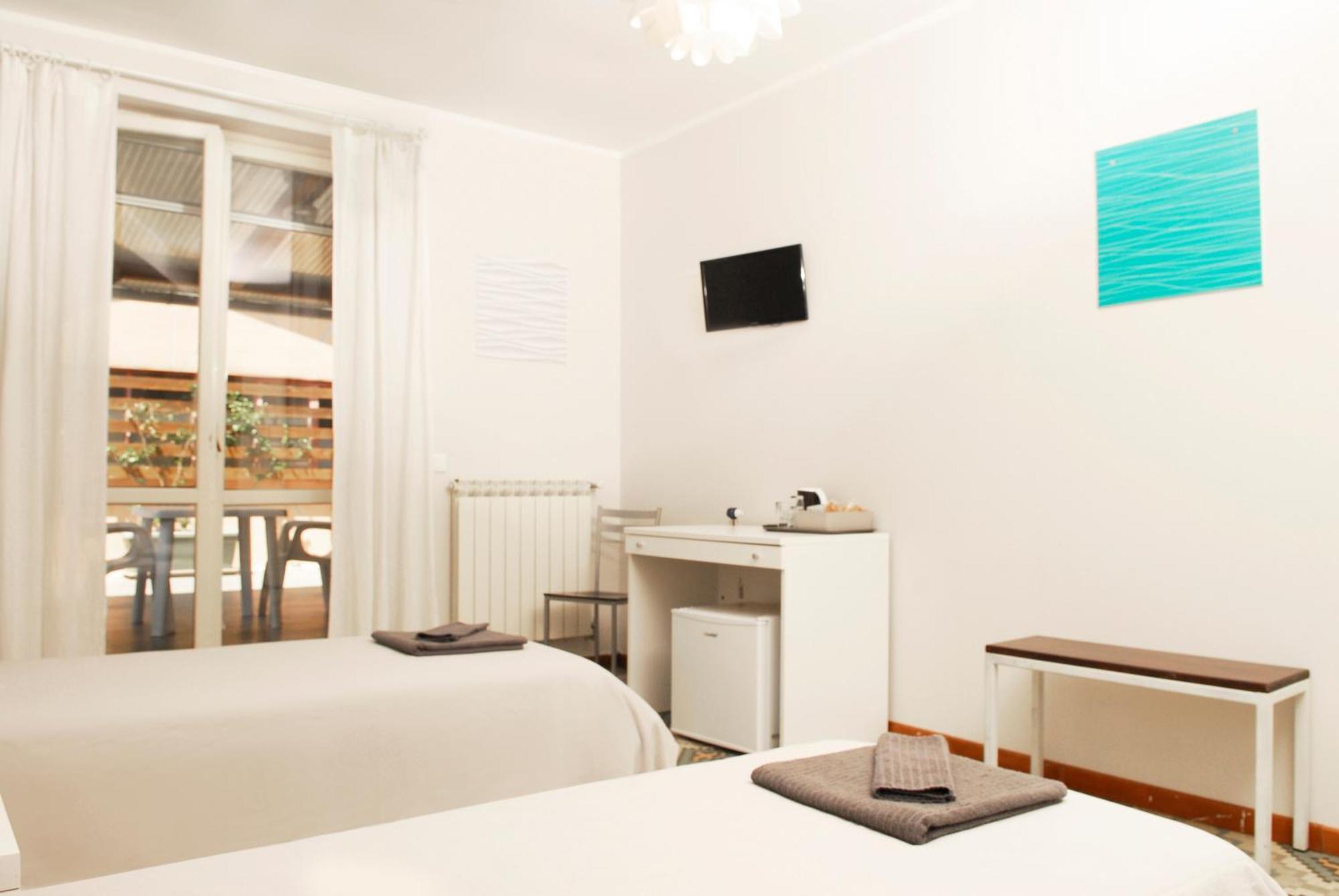 Vara Motel Self Check In Ceparana Ngoại thất bức ảnh